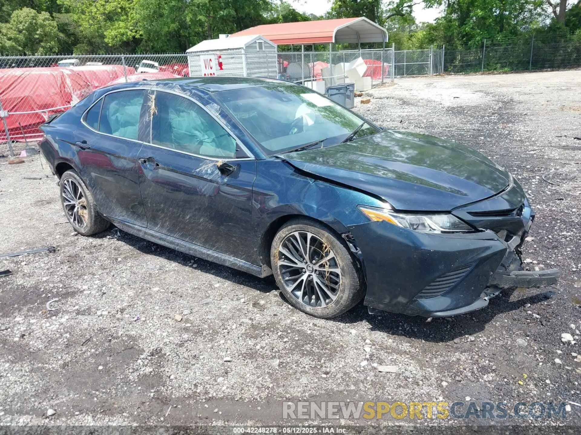 1 Photograph of a damaged car 4T1G11AK0LU873578 TOYOTA CAMRY 2020