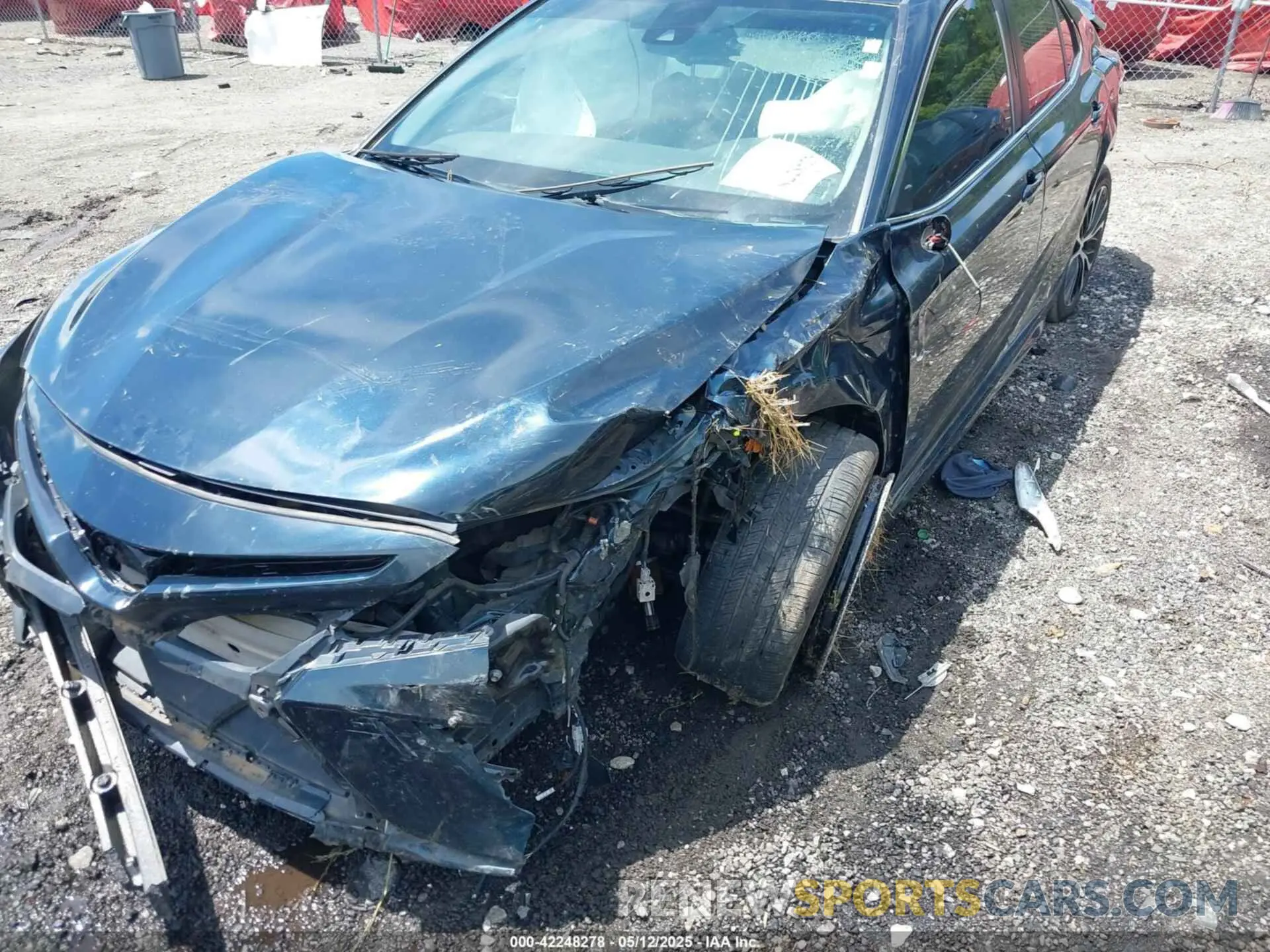 6 Photograph of a damaged car 4T1G11AK0LU873578 TOYOTA CAMRY 2020