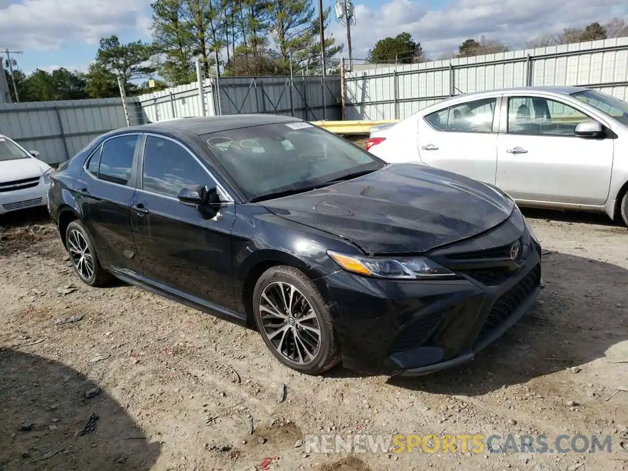 1 Photograph of a damaged car 4T1G11AK0LU876741 TOYOTA CAMRY 2020