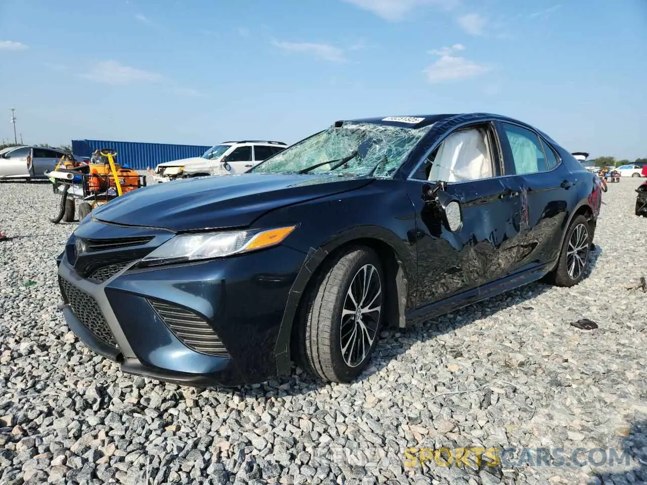 1 Photograph of a damaged car 4T1G11AK0LU878781 TOYOTA CAMRY 2020