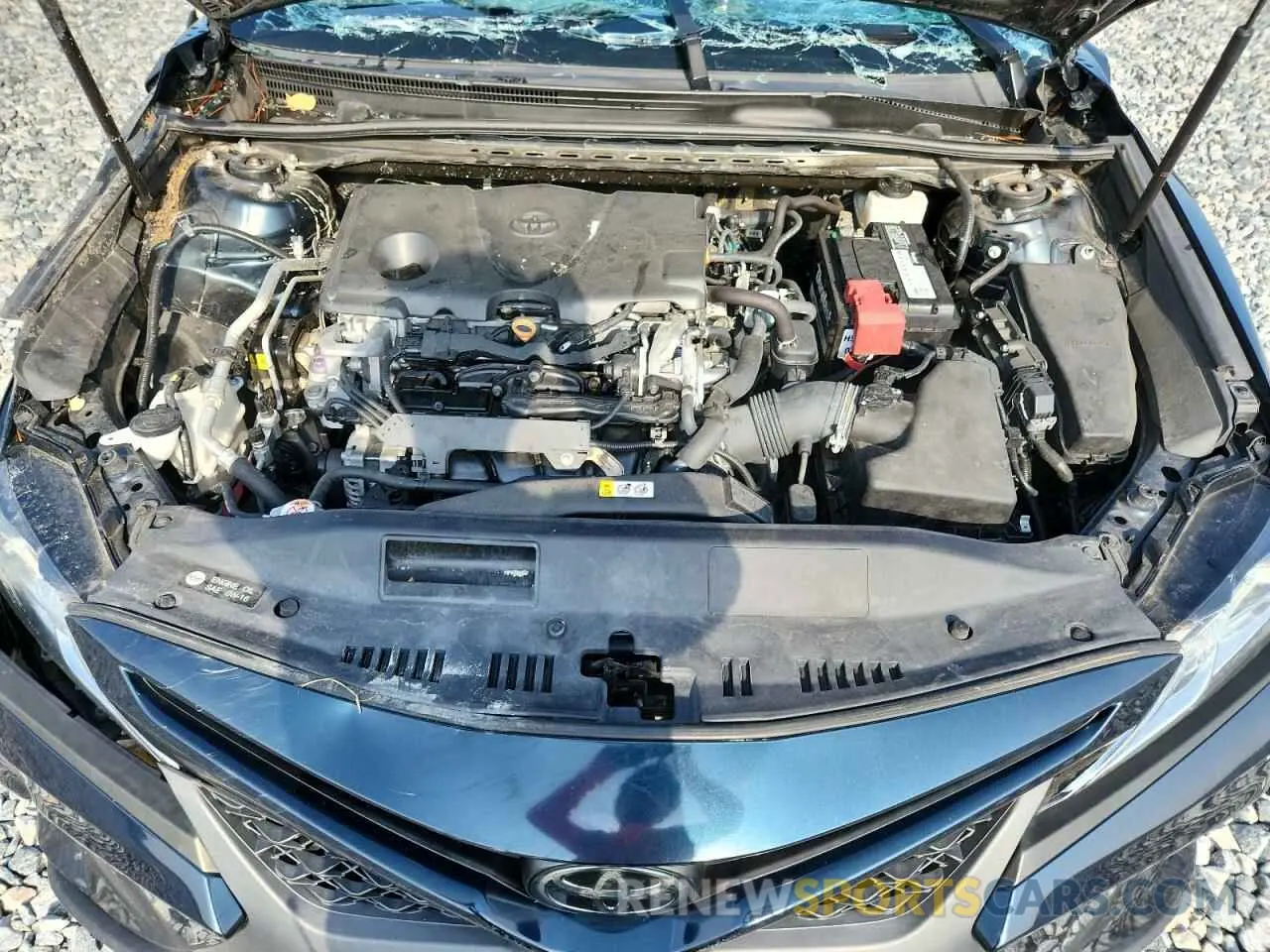 11 Photograph of a damaged car 4T1G11AK0LU878781 TOYOTA CAMRY 2020