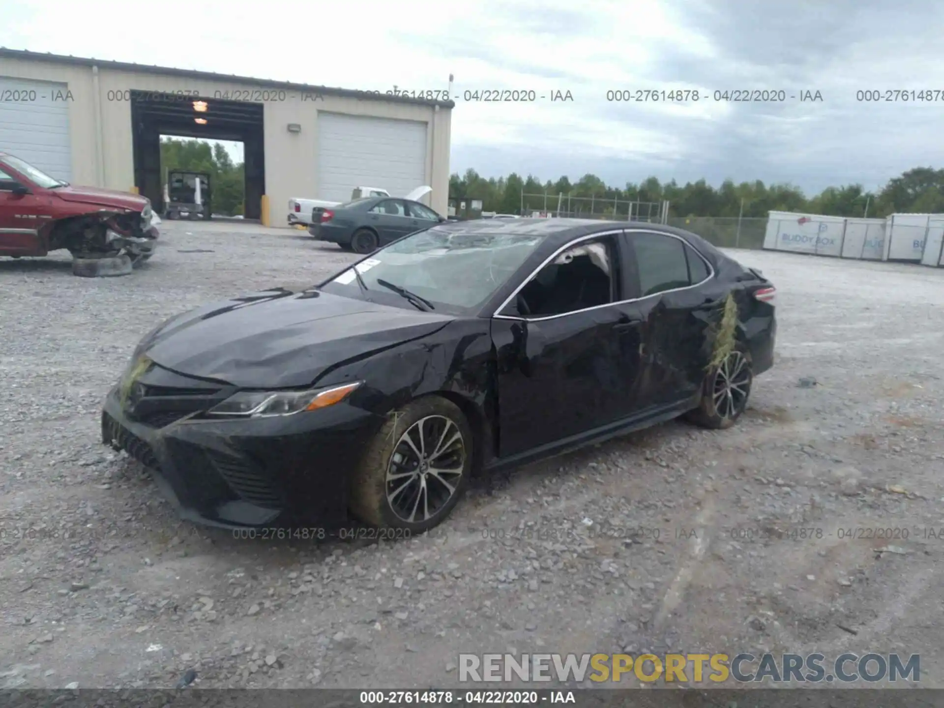 2 Photograph of a damaged car 4T1G11AK0LU882913 TOYOTA CAMRY 2020