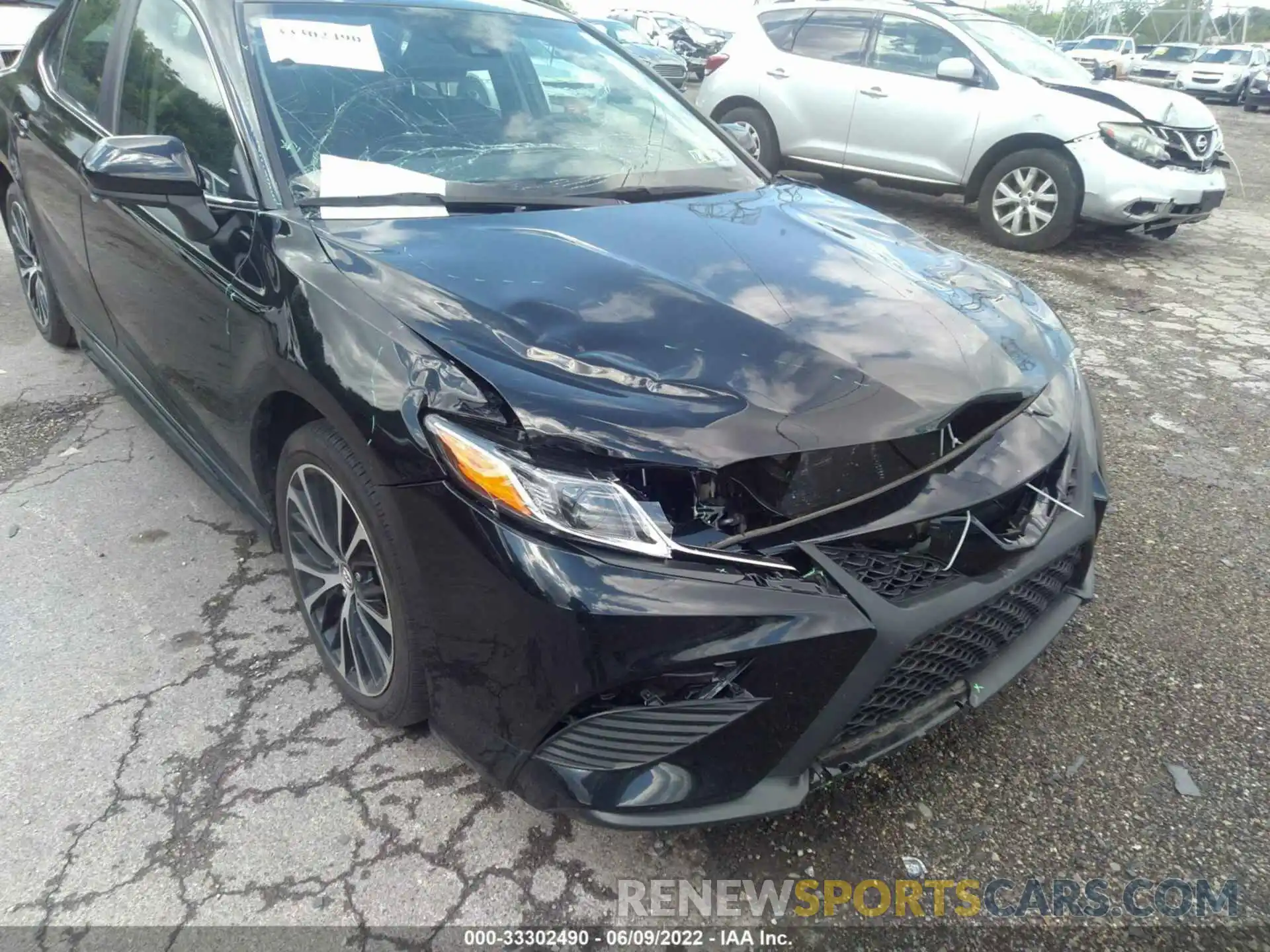 6 Photograph of a damaged car 4T1G11AK0LU889523 TOYOTA CAMRY 2020