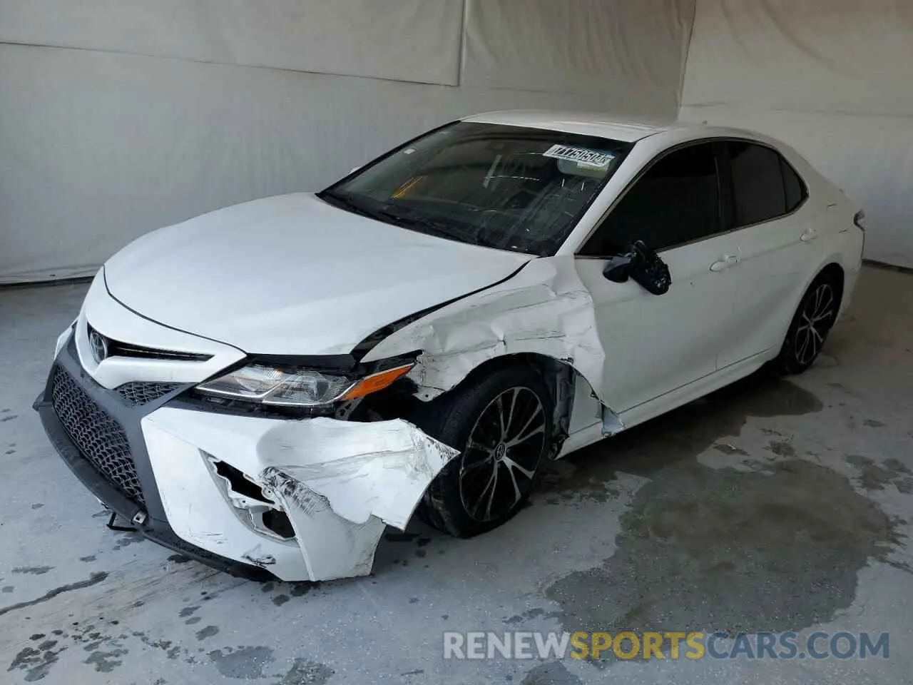 1 Photograph of a damaged car 4T1G11AK0LU891515 TOYOTA CAMRY 2020