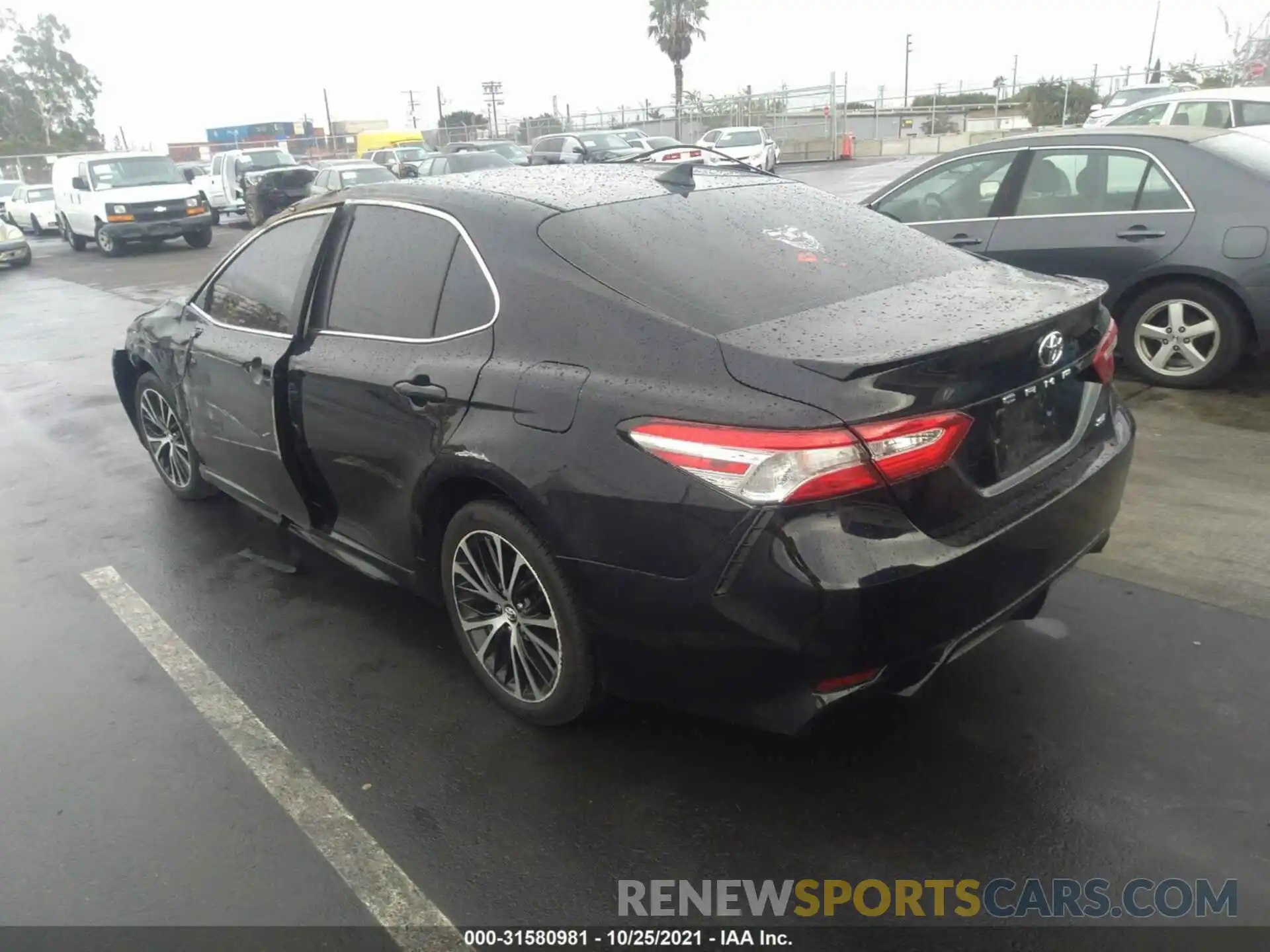 3 Photograph of a damaged car 4T1G11AK0LU896326 TOYOTA CAMRY 2020