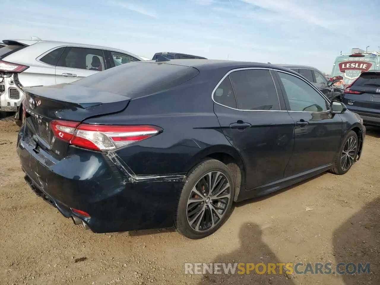 3 Photograph of a damaged car 4T1G11AK0LU900472 TOYOTA CAMRY 2020