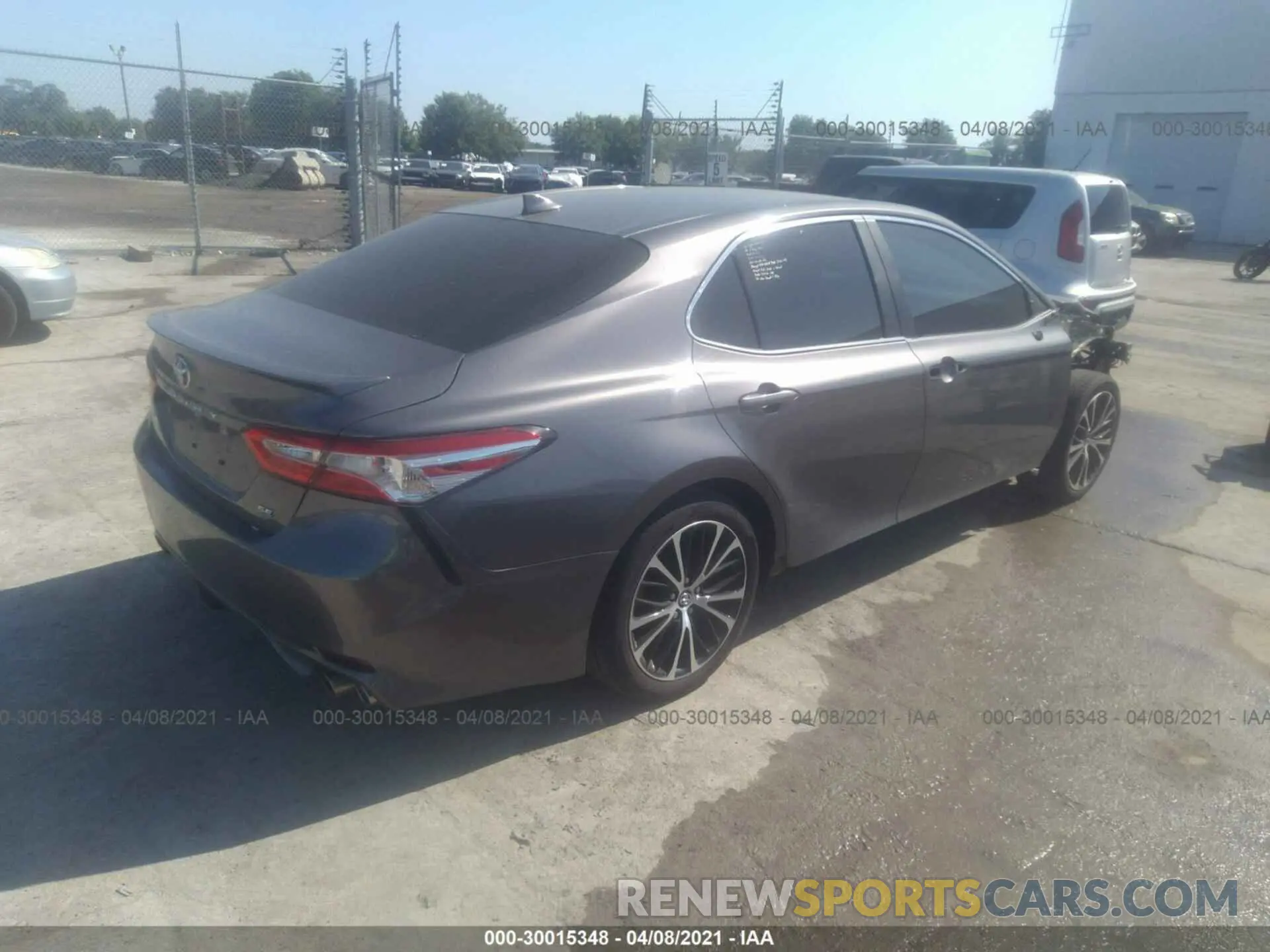 4 Photograph of a damaged car 4T1G11AK0LU903677 TOYOTA CAMRY 2020