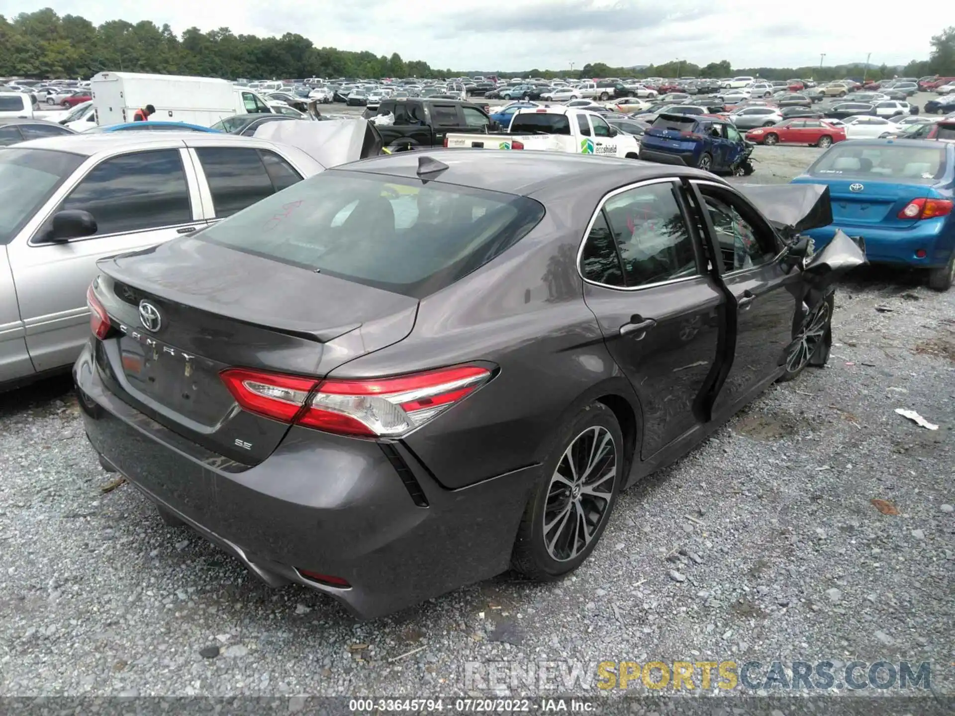 4 Photograph of a damaged car 4T1G11AK0LU904201 TOYOTA CAMRY 2020