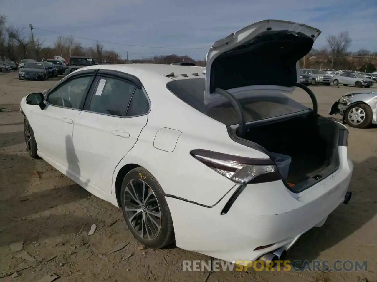 3 Photograph of a damaged car 4T1G11AK0LU911908 TOYOTA CAMRY 2020