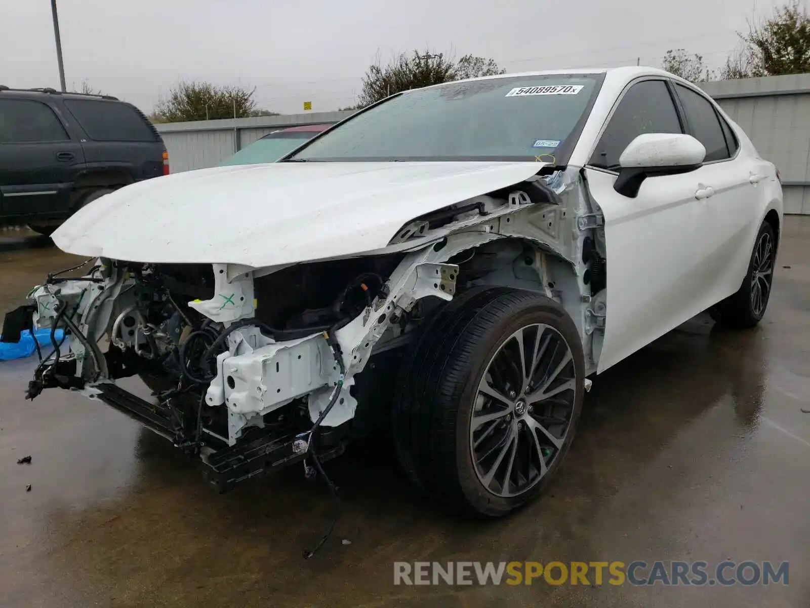 2 Photograph of a damaged car 4T1G11AK0LU912699 TOYOTA CAMRY 2020