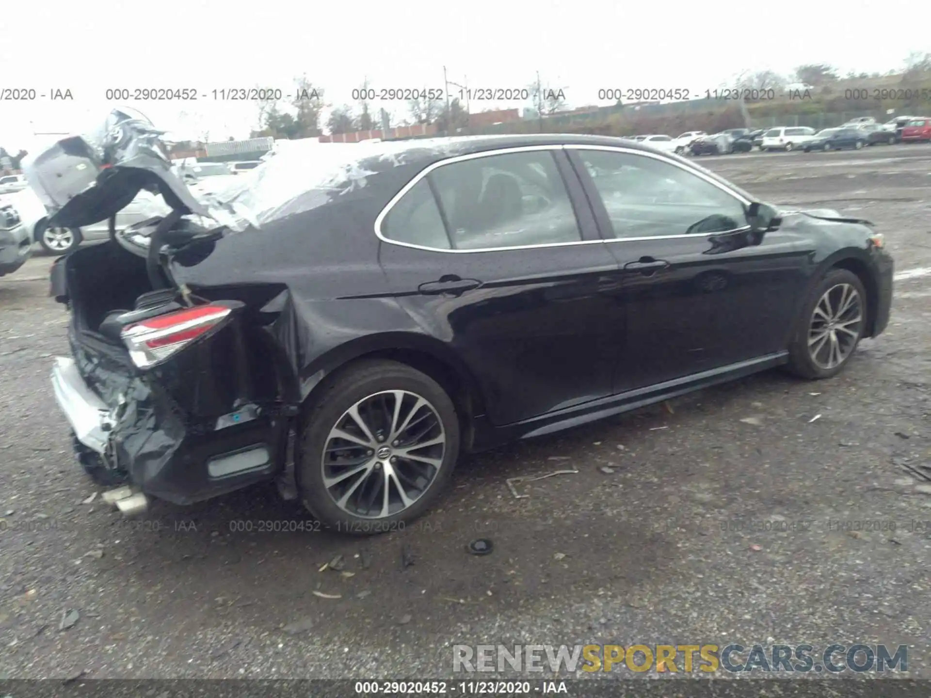 4 Photograph of a damaged car 4T1G11AK0LU920687 TOYOTA CAMRY 2020