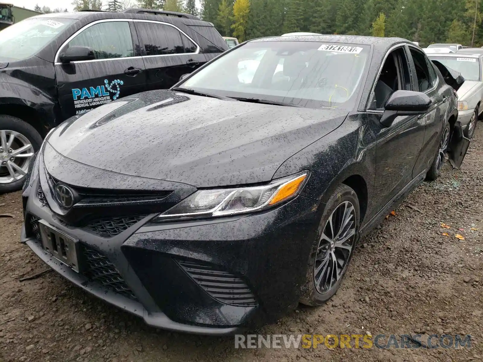 2 Photograph of a damaged car 4T1G11AK0LU927039 TOYOTA CAMRY 2020