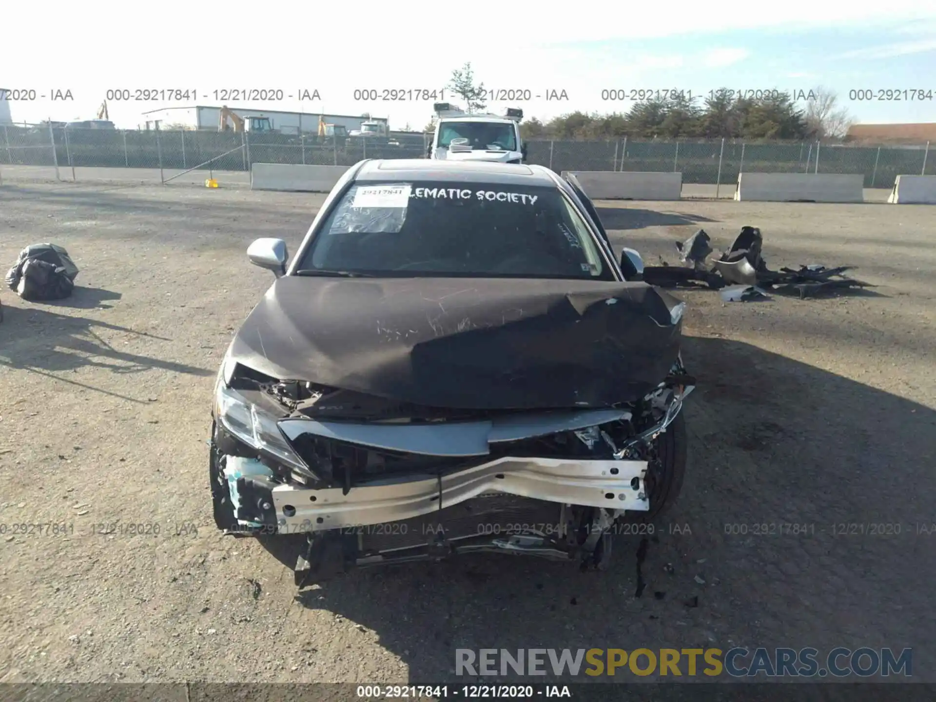 6 Photograph of a damaged car 4T1G11AK0LU938638 TOYOTA CAMRY 2020