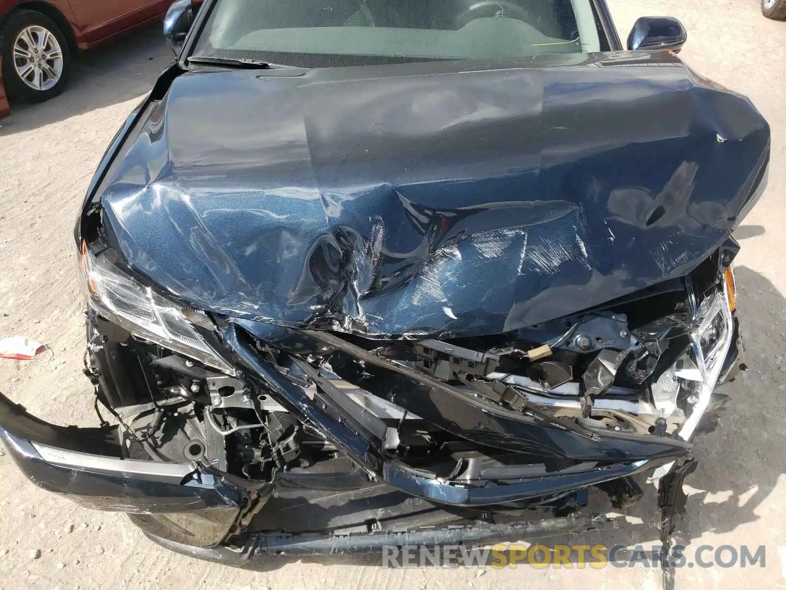 7 Photograph of a damaged car 4T1G11AK0LU939370 TOYOTA CAMRY 2020