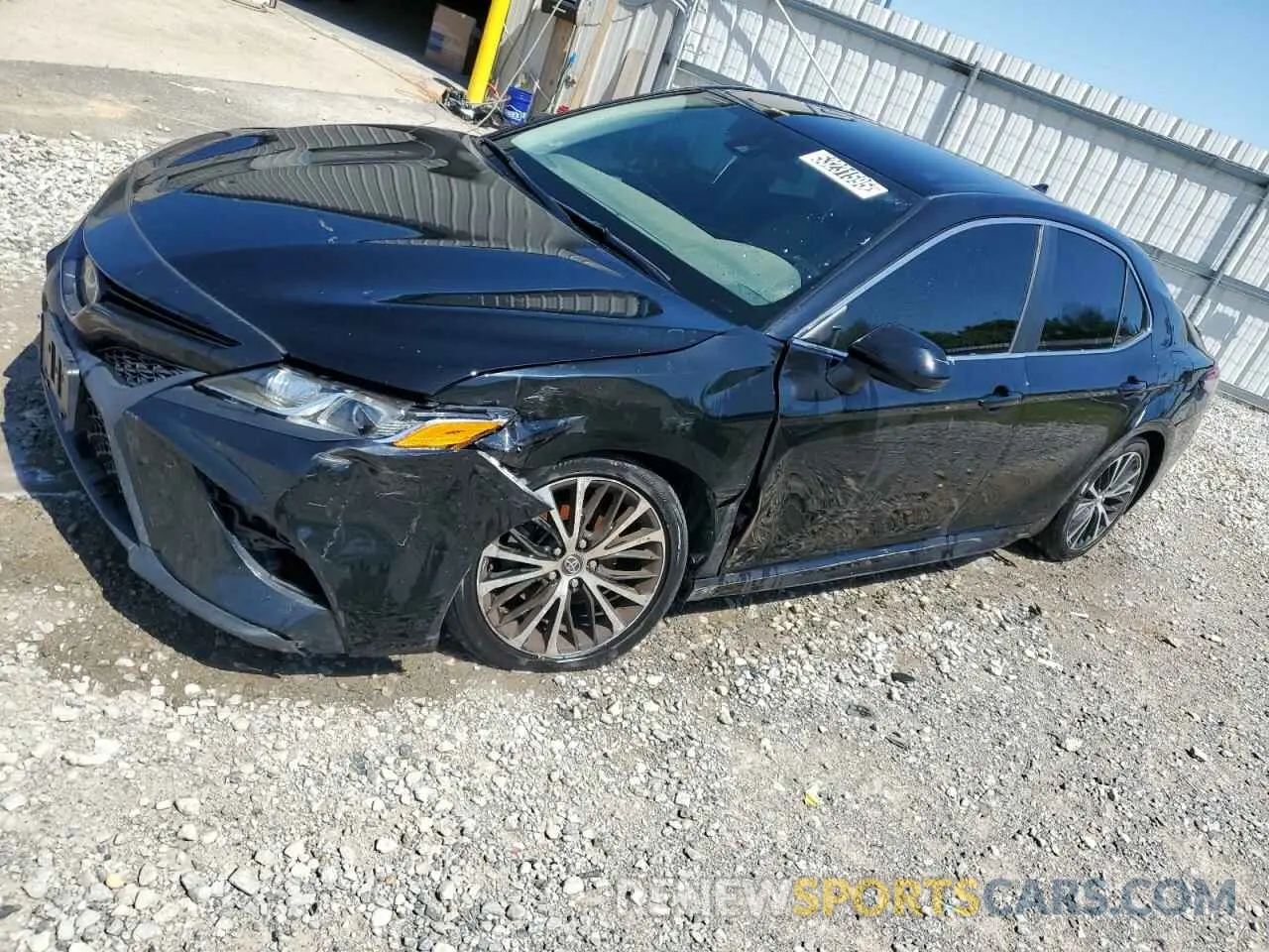 1 Photograph of a damaged car 4T1G11AK0LU942088 TOYOTA CAMRY 2020