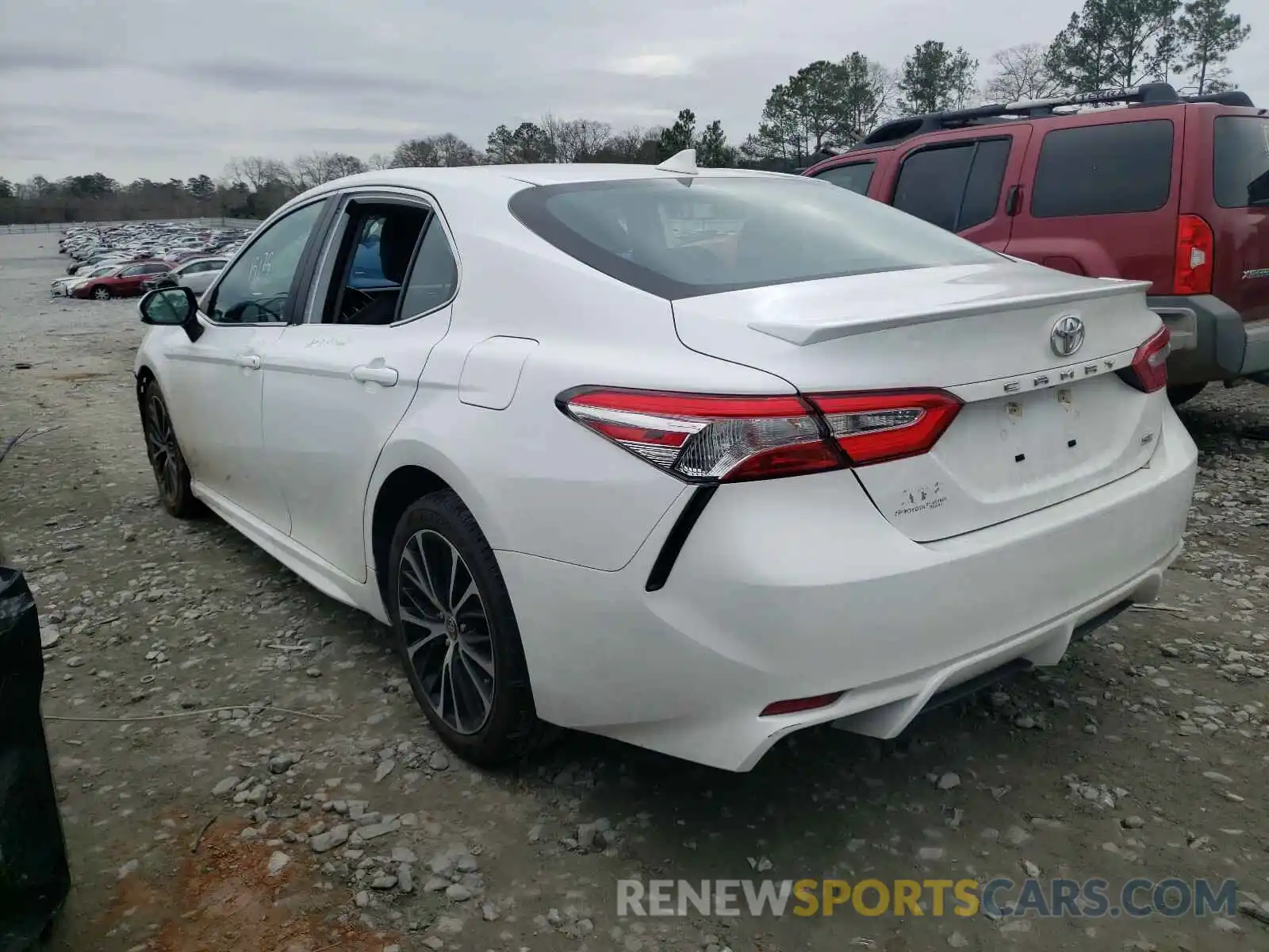 3 Photograph of a damaged car 4T1G11AK0LU954919 TOYOTA CAMRY 2020