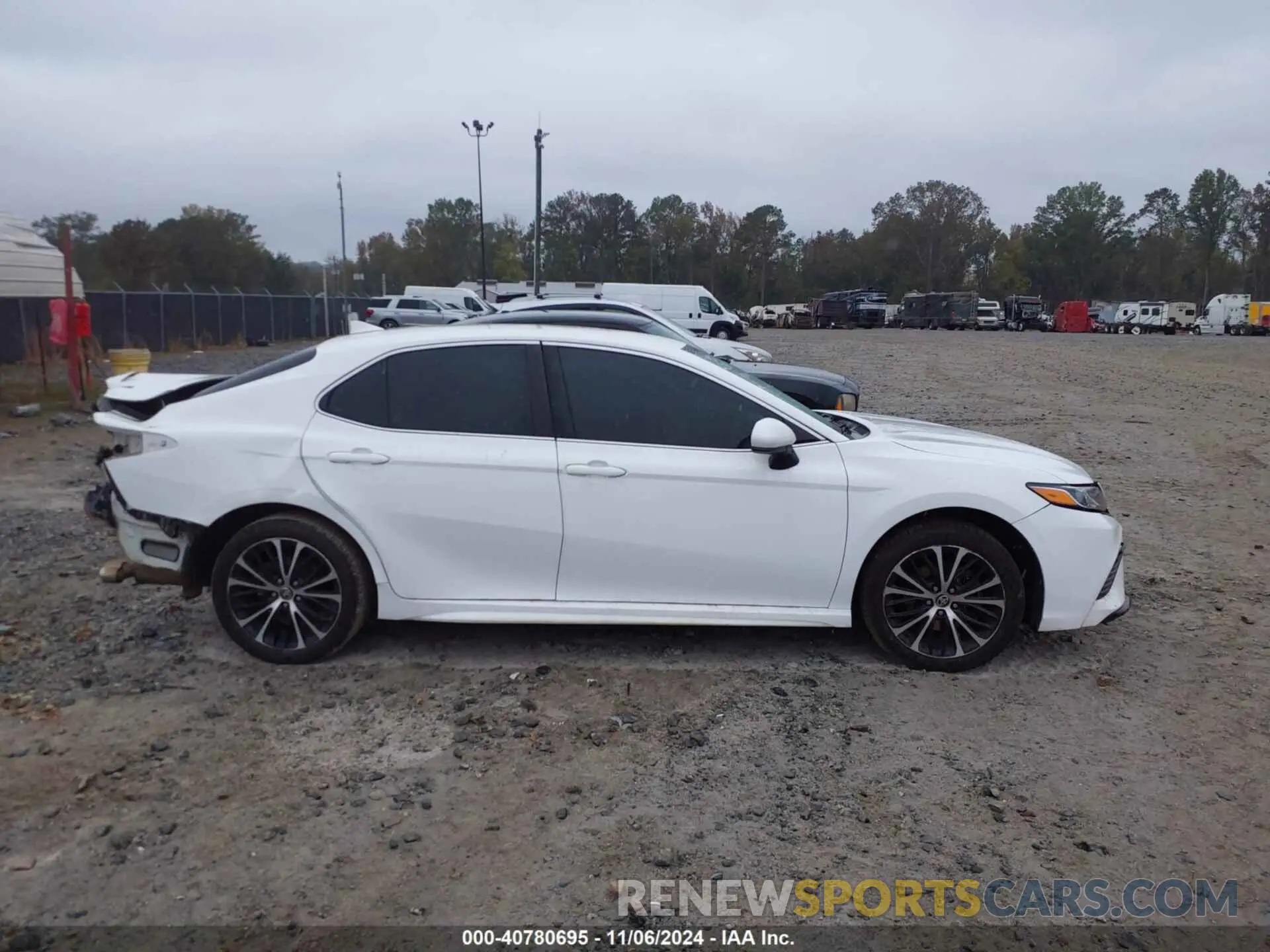 12 Photograph of a damaged car 4T1G11AK0LU955486 TOYOTA CAMRY 2020