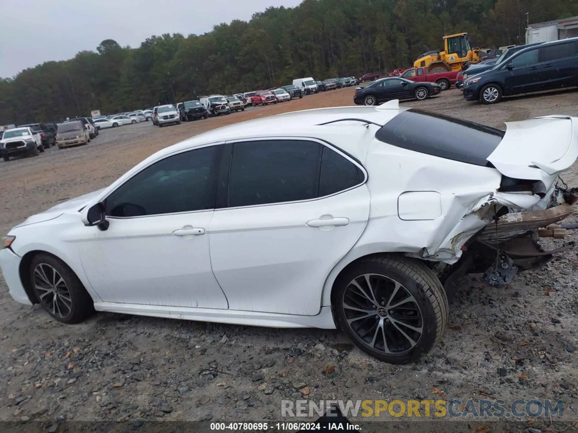 13 Photograph of a damaged car 4T1G11AK0LU955486 TOYOTA CAMRY 2020