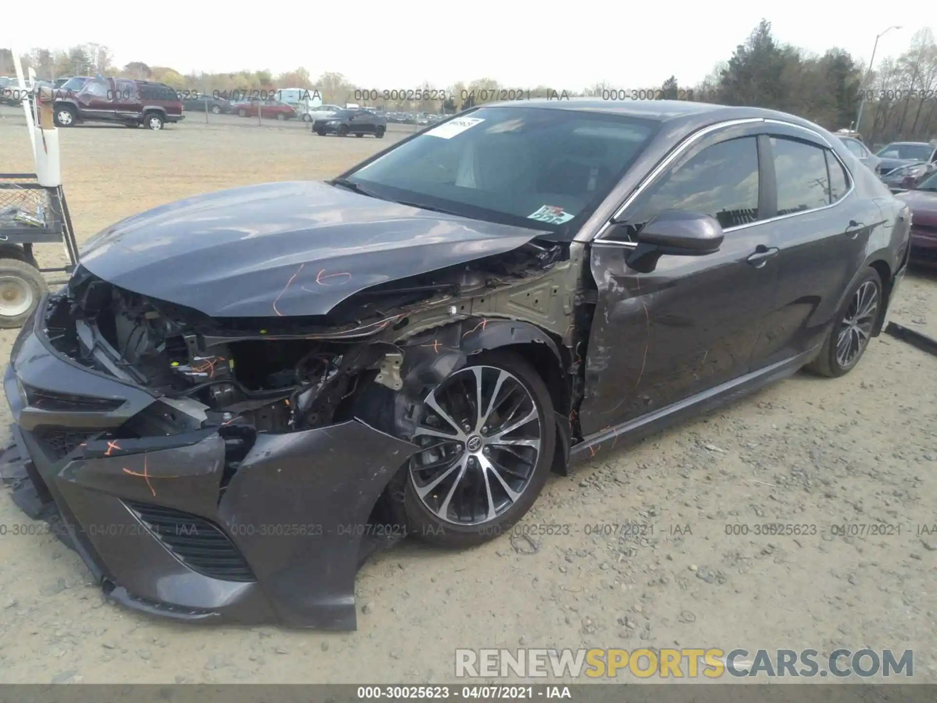 2 Photograph of a damaged car 4T1G11AK0LU965791 TOYOTA CAMRY 2020