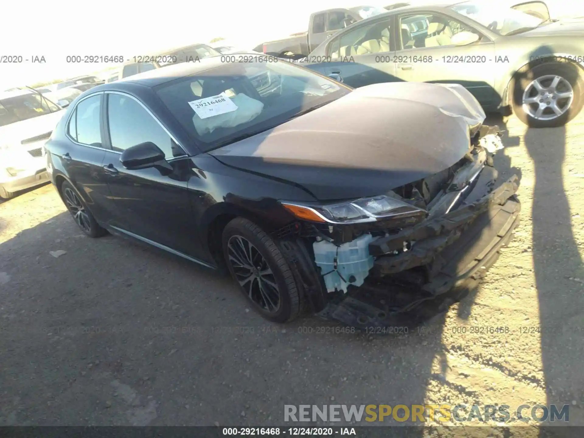 1 Photograph of a damaged car 4T1G11AK0LU967928 TOYOTA CAMRY 2020