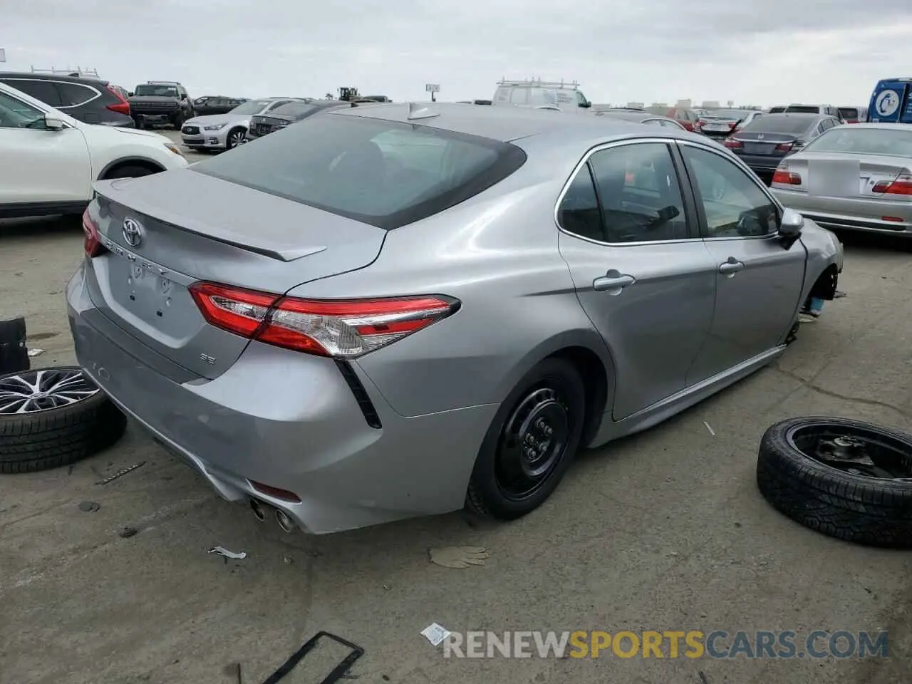 3 Photograph of a damaged car 4T1G11AK0LU971560 TOYOTA CAMRY 2020