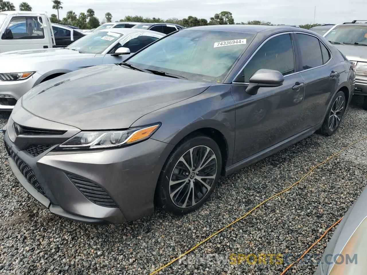 1 Photograph of a damaged car 4T1G11AK0LU975981 TOYOTA CAMRY 2020