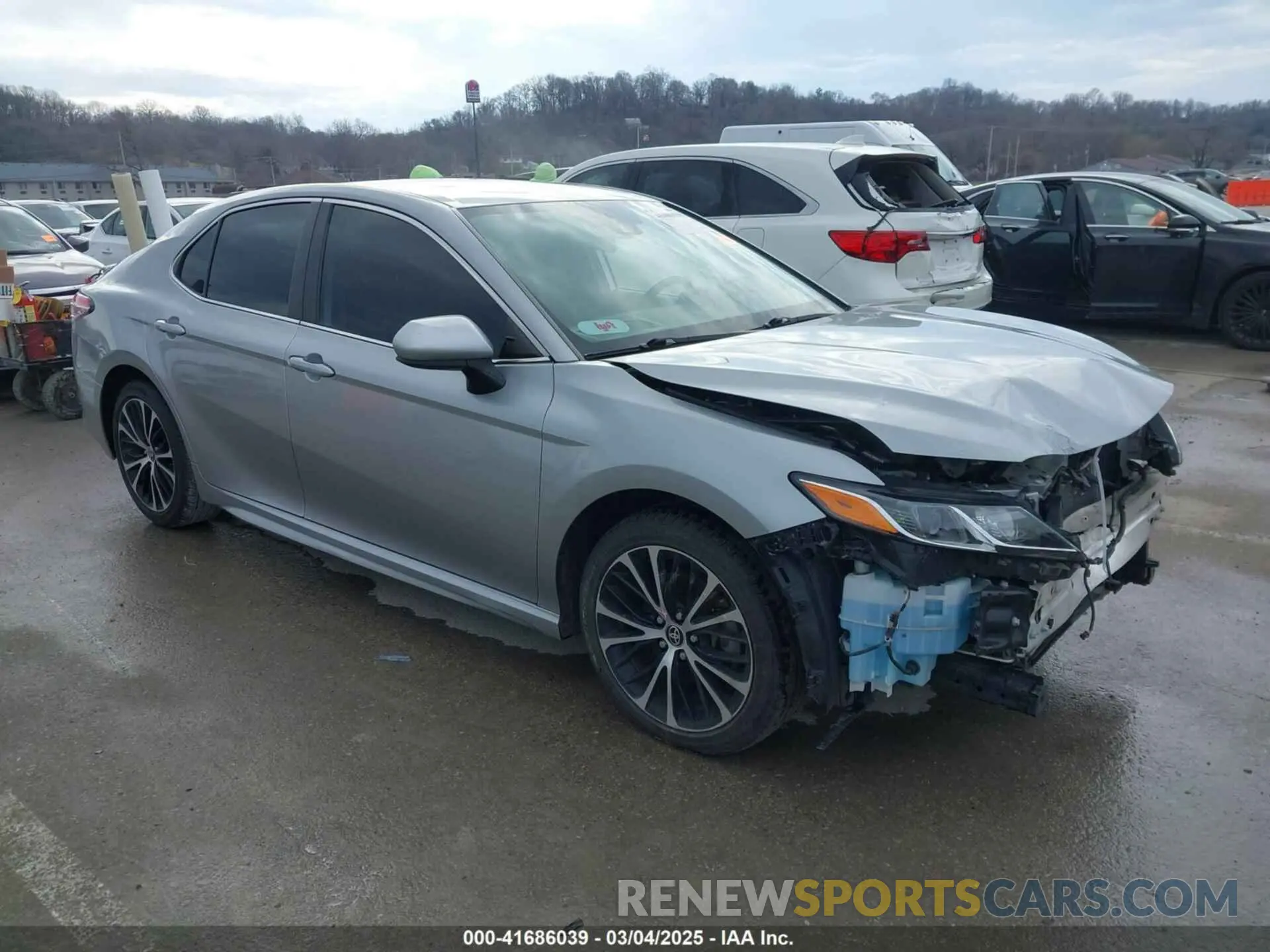 1 Photograph of a damaged car 4T1G11AK0LU978895 TOYOTA CAMRY 2020