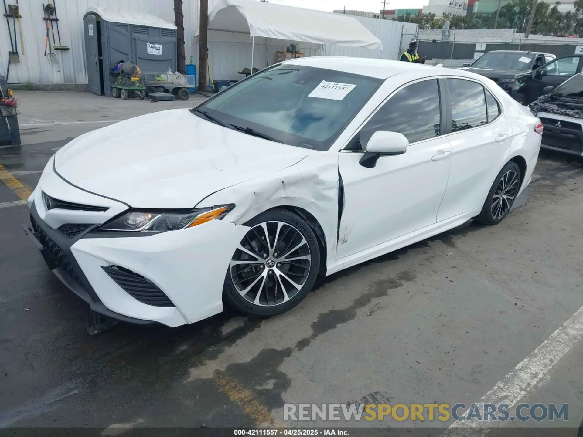 2 Photograph of a damaged car 4T1G11AK0LU982834 TOYOTA CAMRY 2020