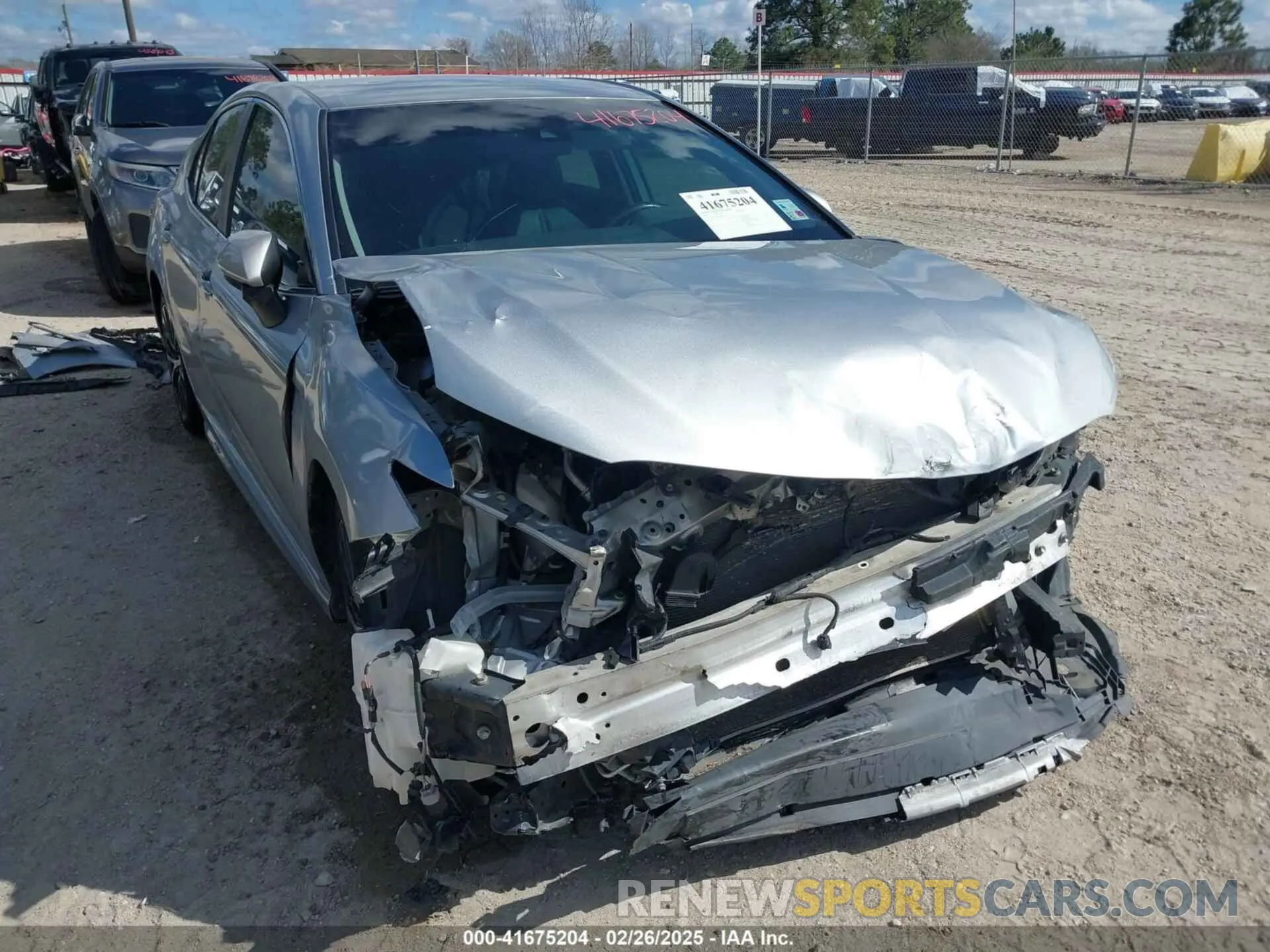 6 Photograph of a damaged car 4T1G11AK1LU308174 TOYOTA CAMRY 2020
