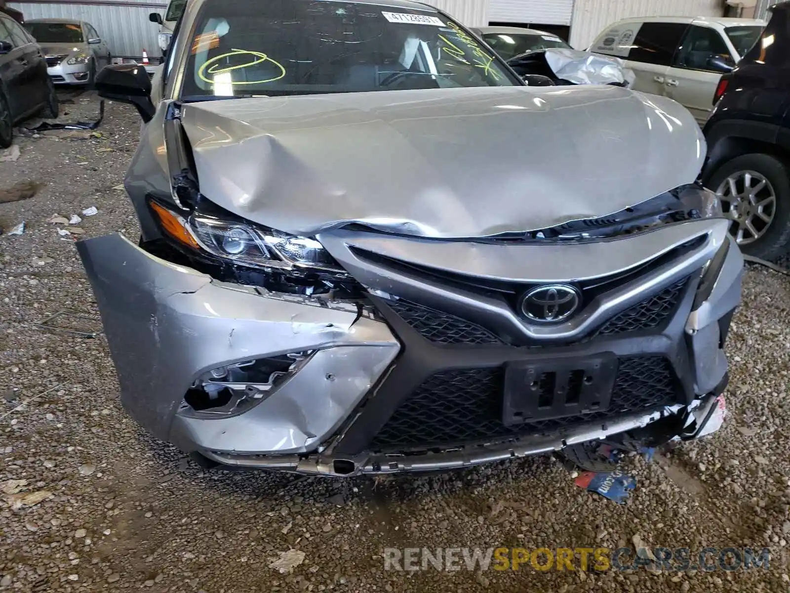 9 Photograph of a damaged car 4T1G11AK1LU318820 TOYOTA CAMRY 2020