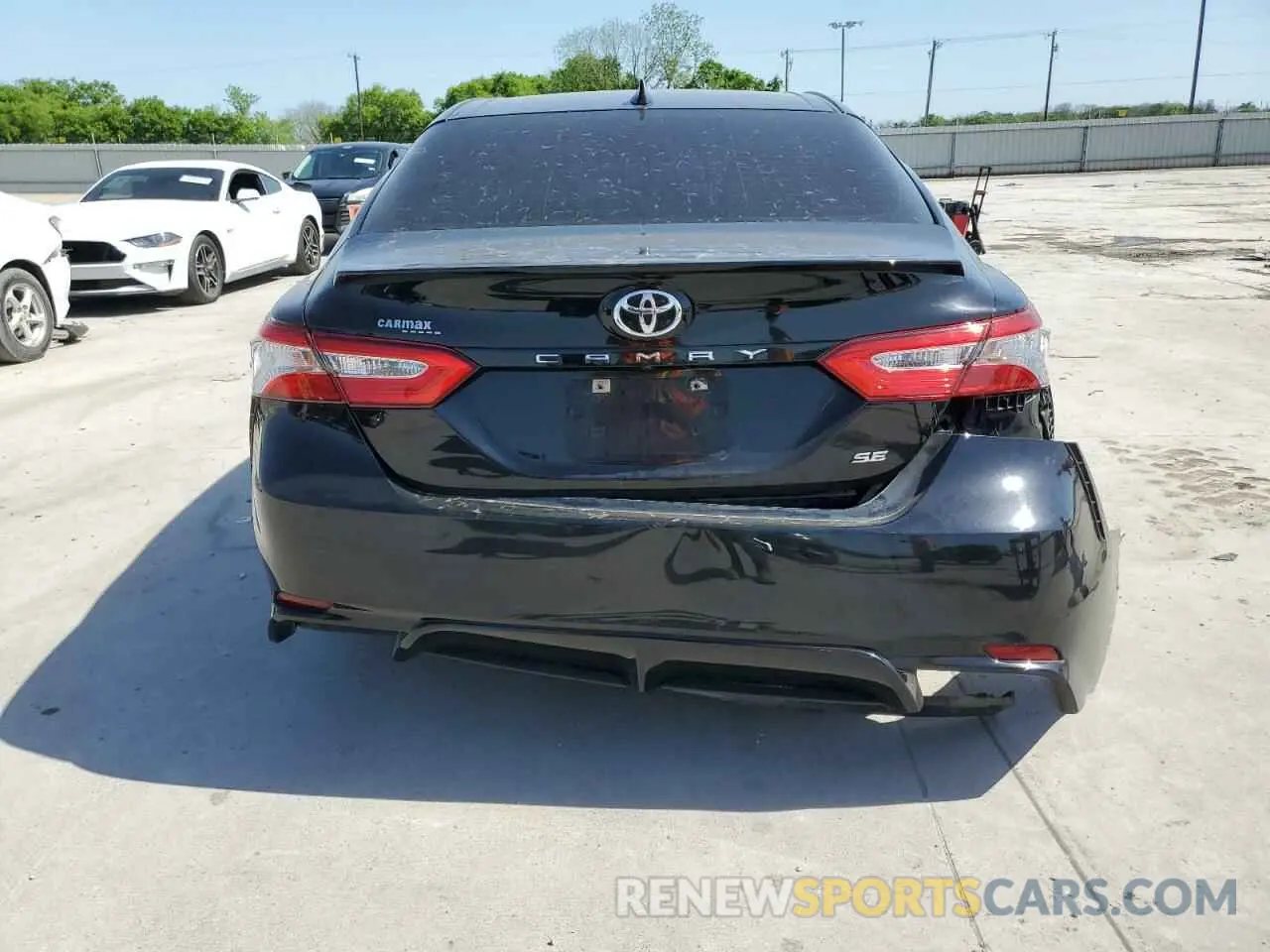 6 Photograph of a damaged car 4T1G11AK1LU329302 TOYOTA CAMRY 2020