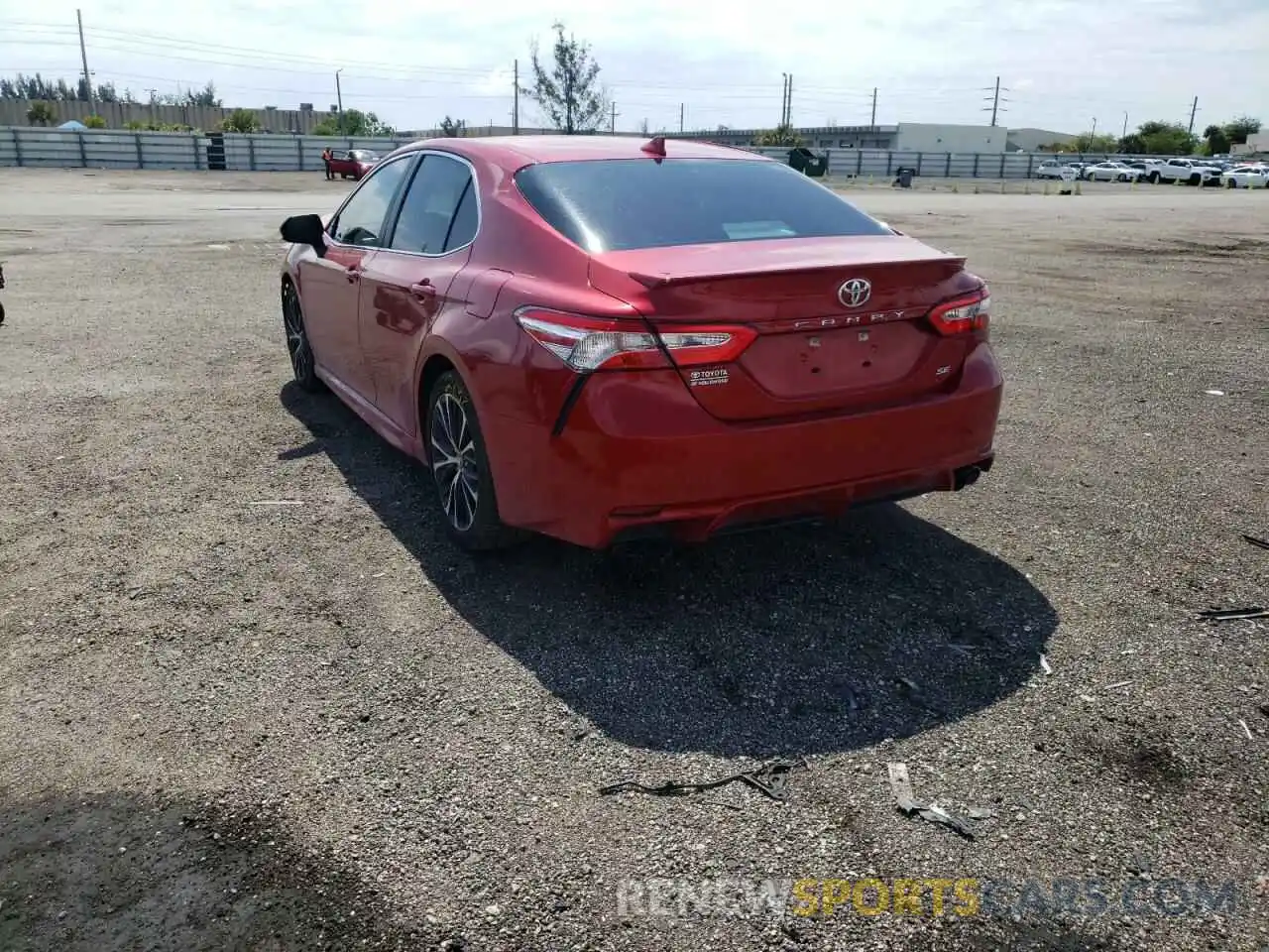 3 Photograph of a damaged car 4T1G11AK1LU331521 TOYOTA CAMRY 2020