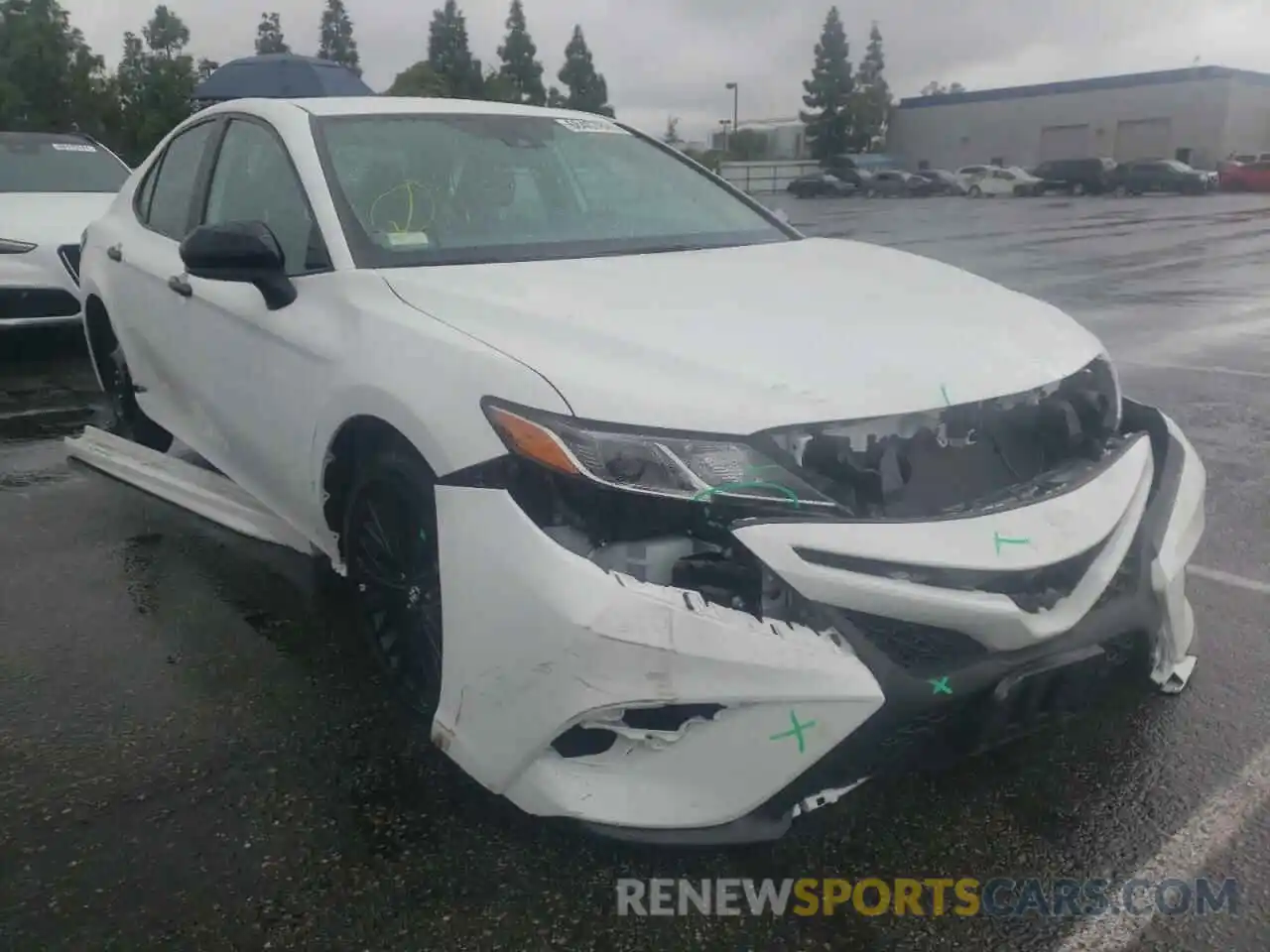 1 Photograph of a damaged car 4T1G11AK1LU332779 TOYOTA CAMRY 2020