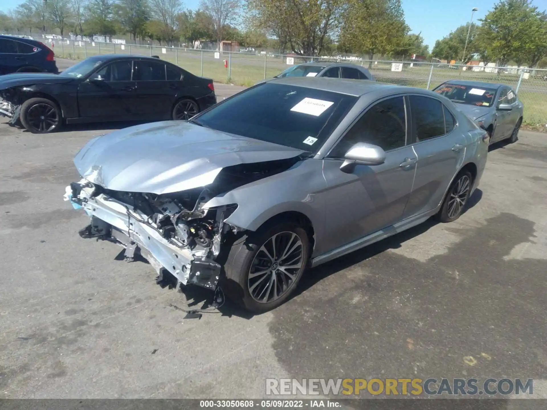 2 Photograph of a damaged car 4T1G11AK1LU335245 TOYOTA CAMRY 2020