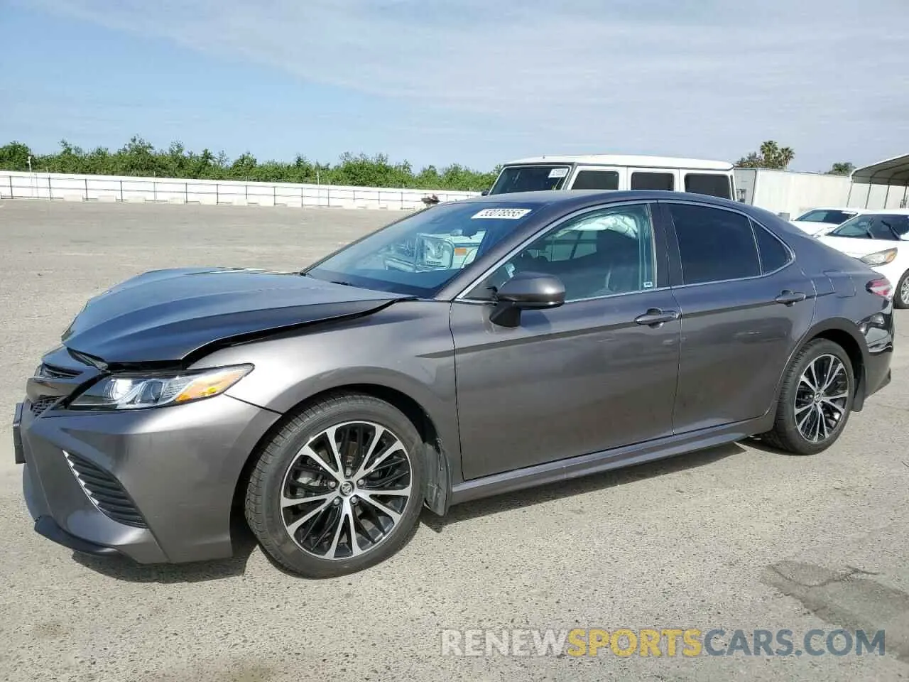 1 Photograph of a damaged car 4T1G11AK1LU340686 TOYOTA CAMRY 2020