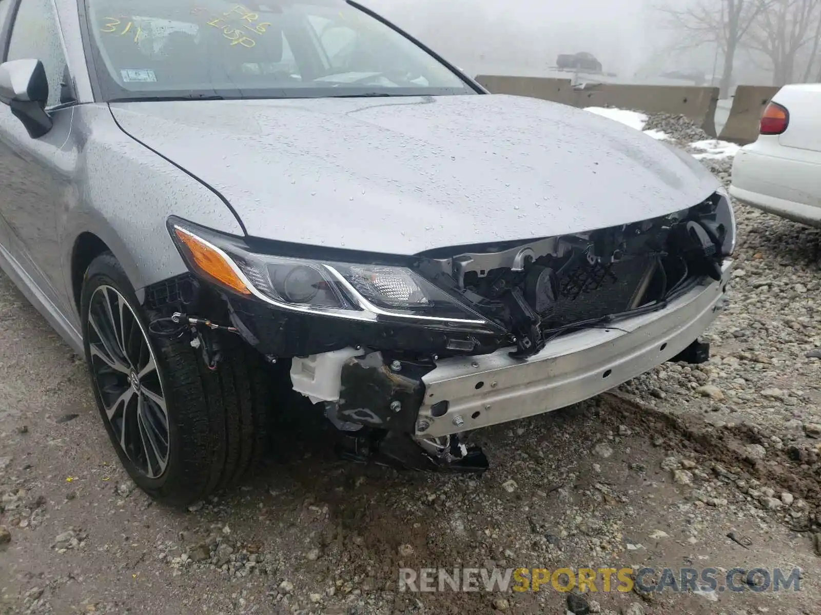 9 Photograph of a damaged car 4T1G11AK1LU341255 TOYOTA CAMRY 2020