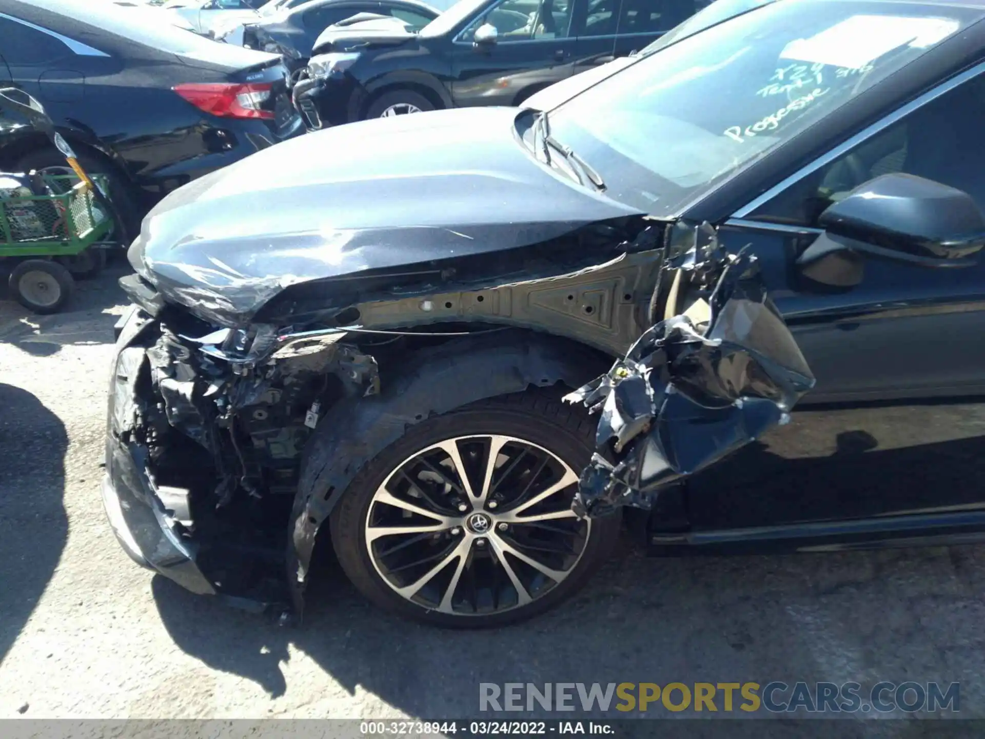 6 Photograph of a damaged car 4T1G11AK1LU344818 TOYOTA CAMRY 2020