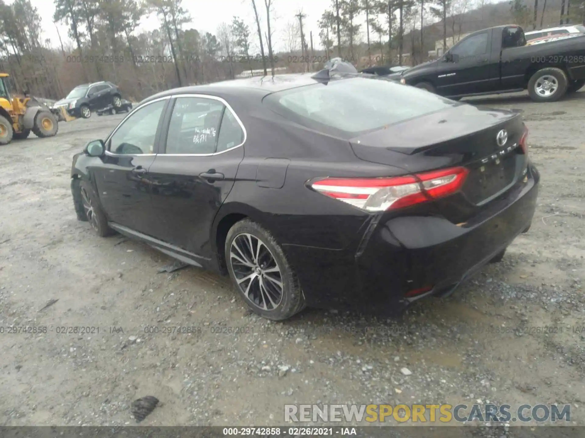 3 Photograph of a damaged car 4T1G11AK1LU347220 TOYOTA CAMRY 2020