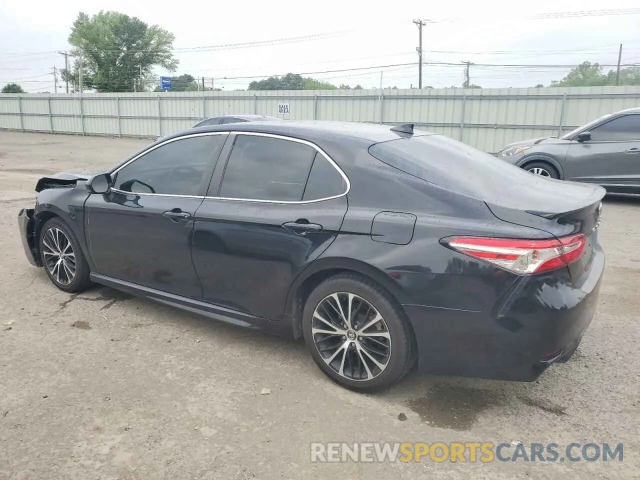 2 Photograph of a damaged car 4T1G11AK1LU347752 TOYOTA CAMRY 2020