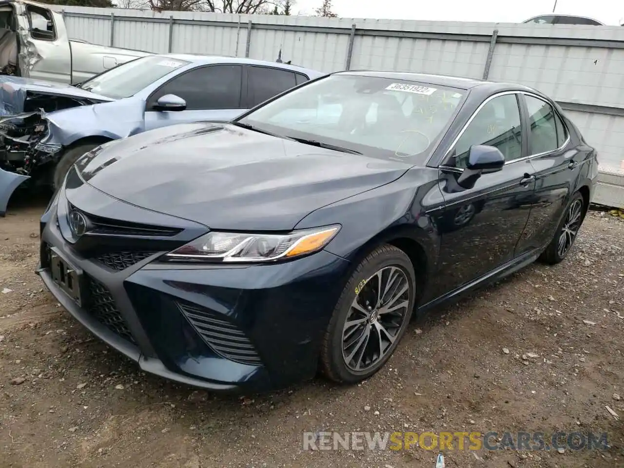 2 Photograph of a damaged car 4T1G11AK1LU348948 TOYOTA CAMRY 2020