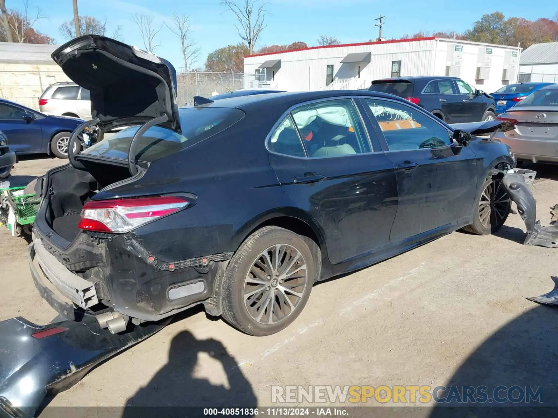 4 Photograph of a damaged car 4T1G11AK1LU356421 TOYOTA CAMRY 2020