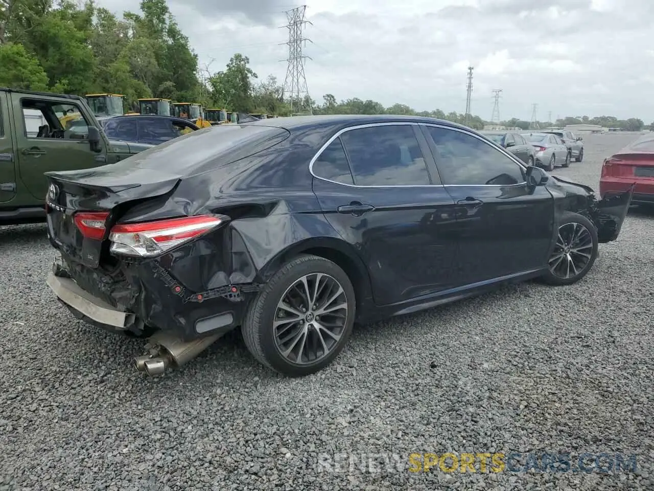 3 Photograph of a damaged car 4T1G11AK1LU360274 TOYOTA CAMRY 2020