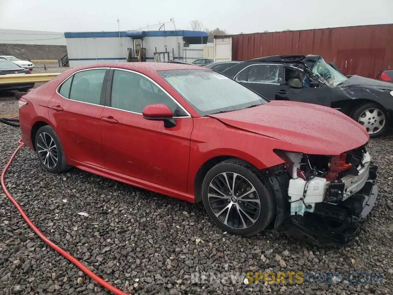 4 Photograph of a damaged car 4T1G11AK1LU360789 TOYOTA CAMRY 2020