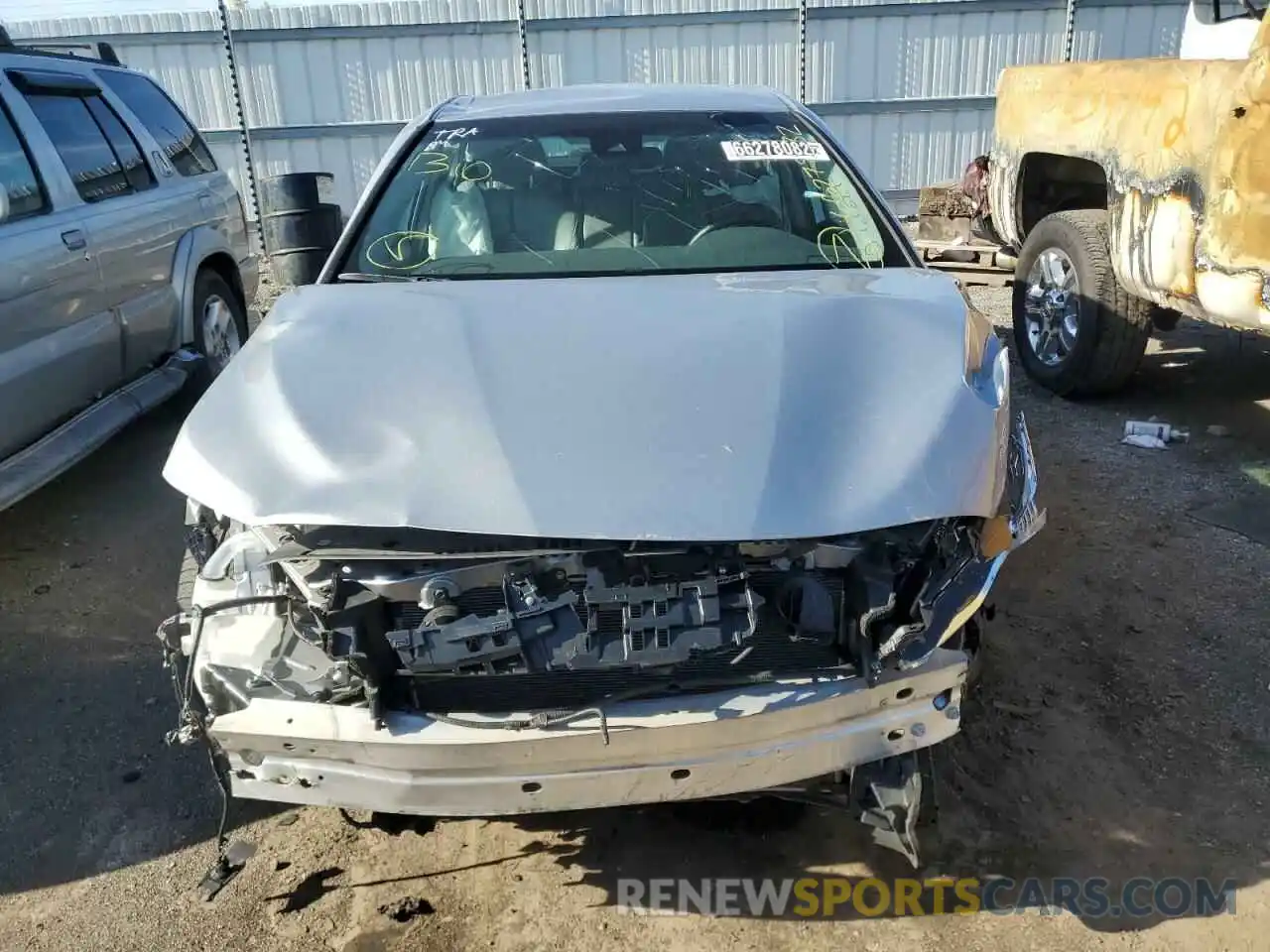 5 Photograph of a damaged car 4T1G11AK1LU360811 TOYOTA CAMRY 2020