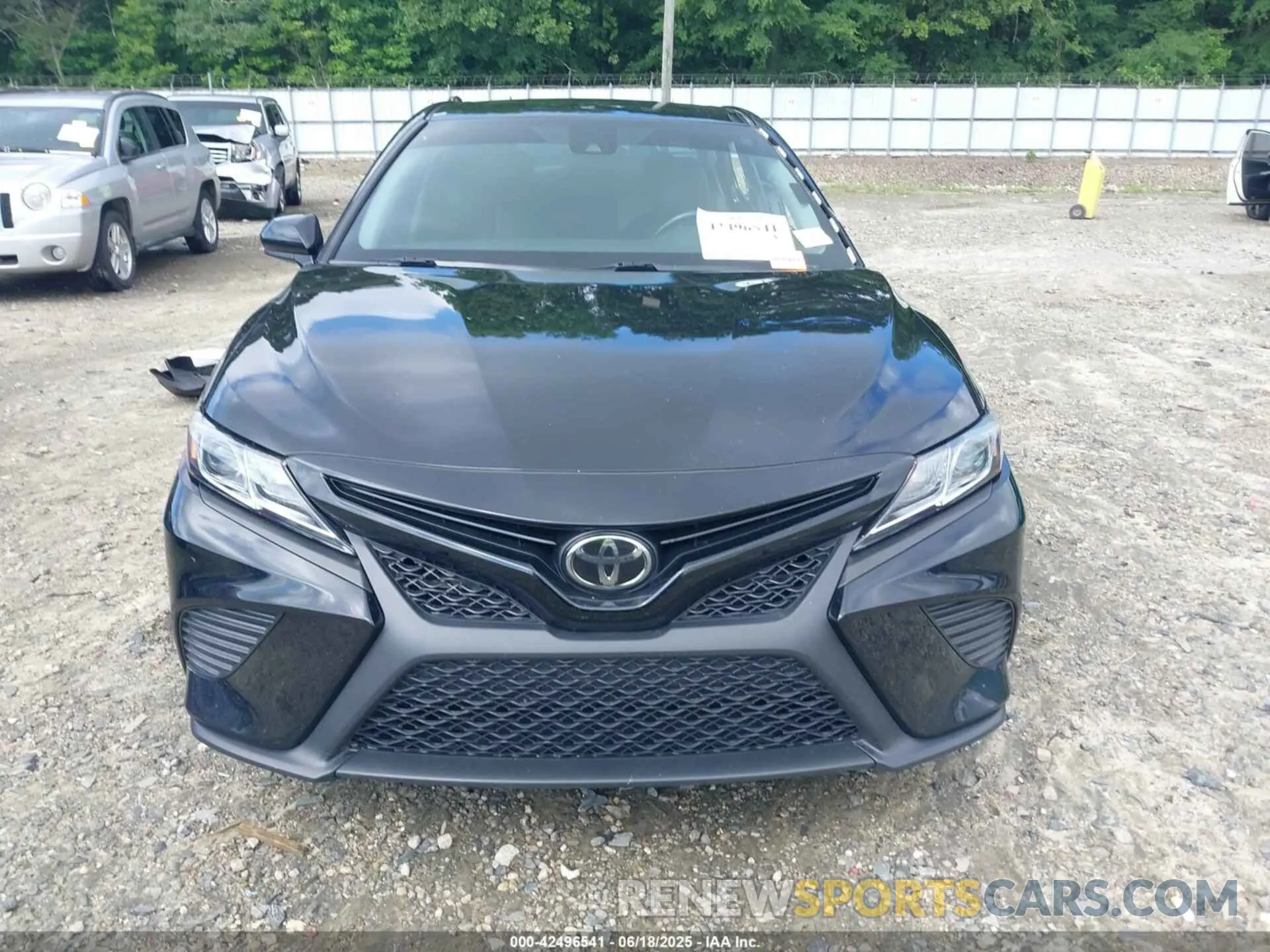 13 Photograph of a damaged car 4T1G11AK1LU369525 TOYOTA CAMRY 2020