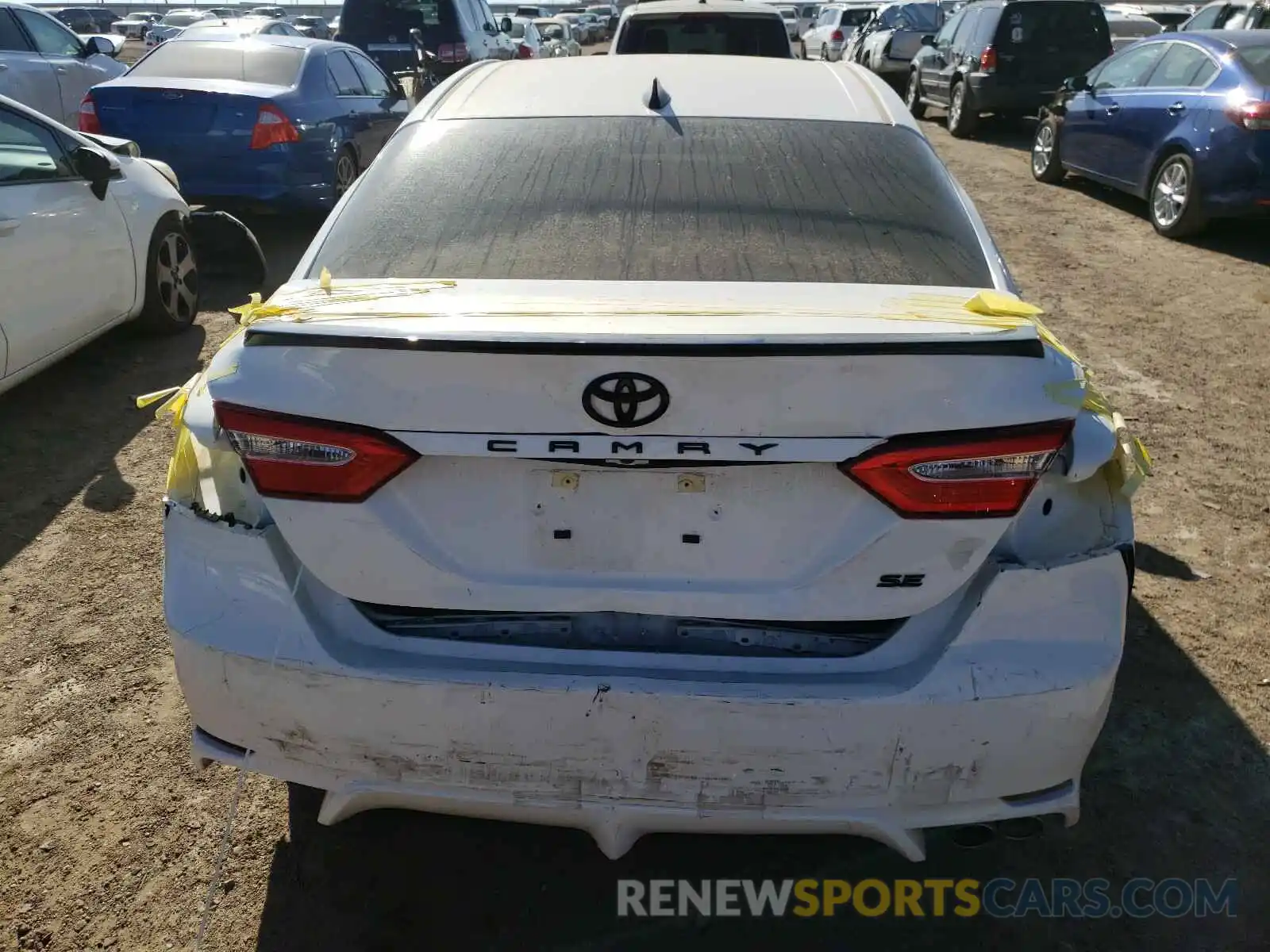 9 Photograph of a damaged car 4T1G11AK1LU379553 TOYOTA CAMRY 2020