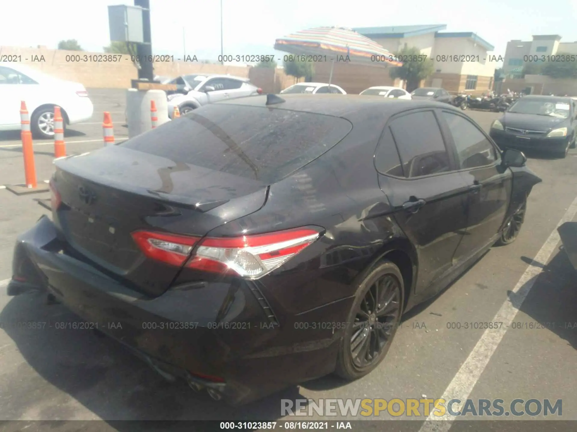 4 Photograph of a damaged car 4T1G11AK1LU382985 TOYOTA CAMRY 2020