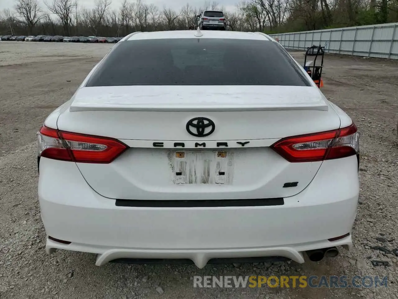 6 Photograph of a damaged car 4T1G11AK1LU383375 TOYOTA CAMRY 2020