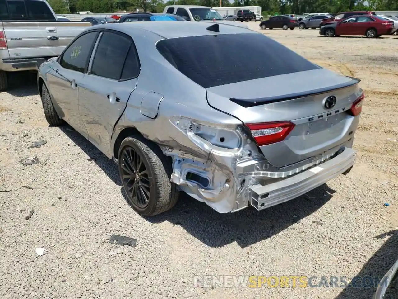 3 Photograph of a damaged car 4T1G11AK1LU389399 TOYOTA CAMRY 2020