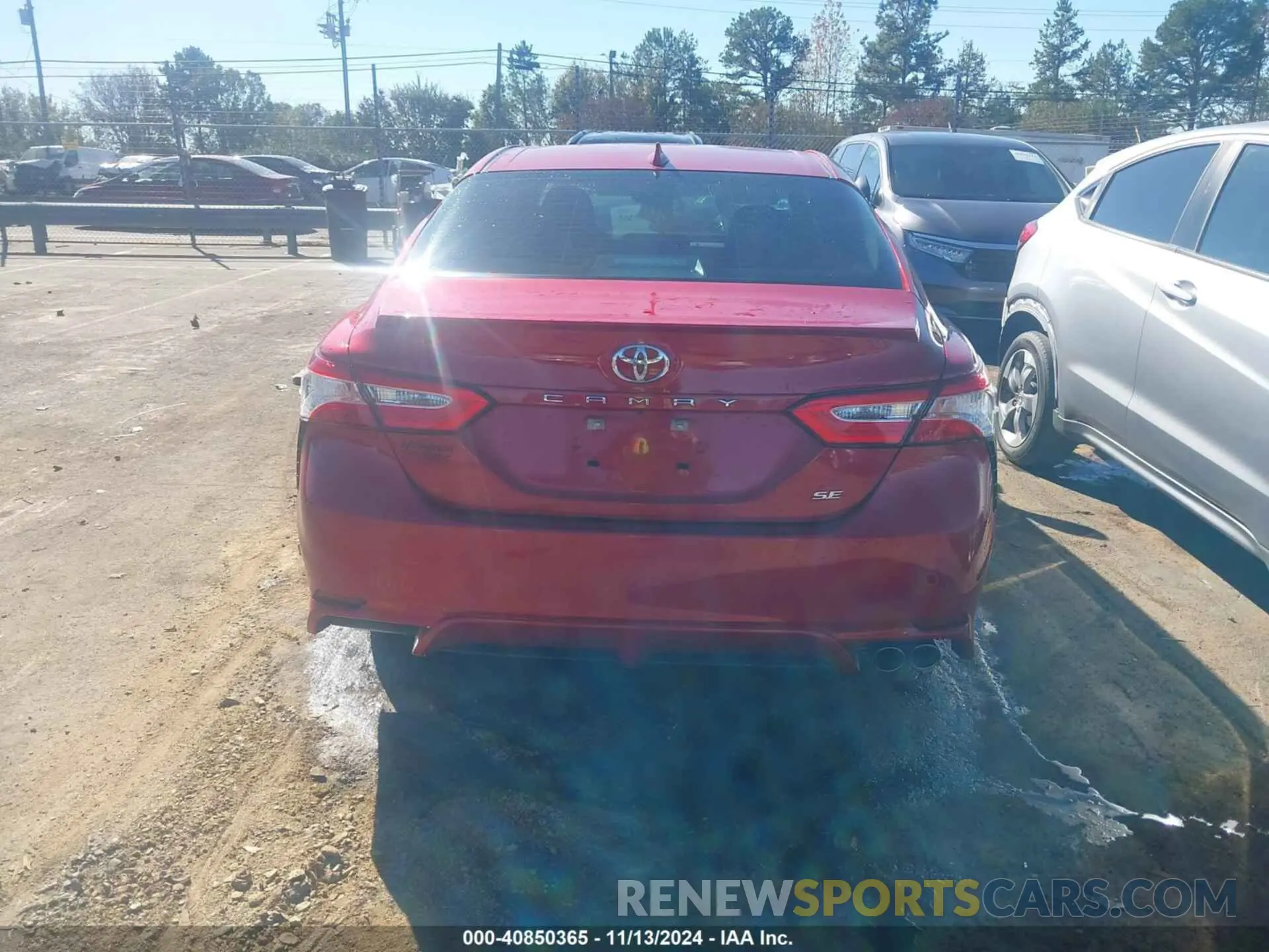16 Photograph of a damaged car 4T1G11AK1LU397793 TOYOTA CAMRY 2020